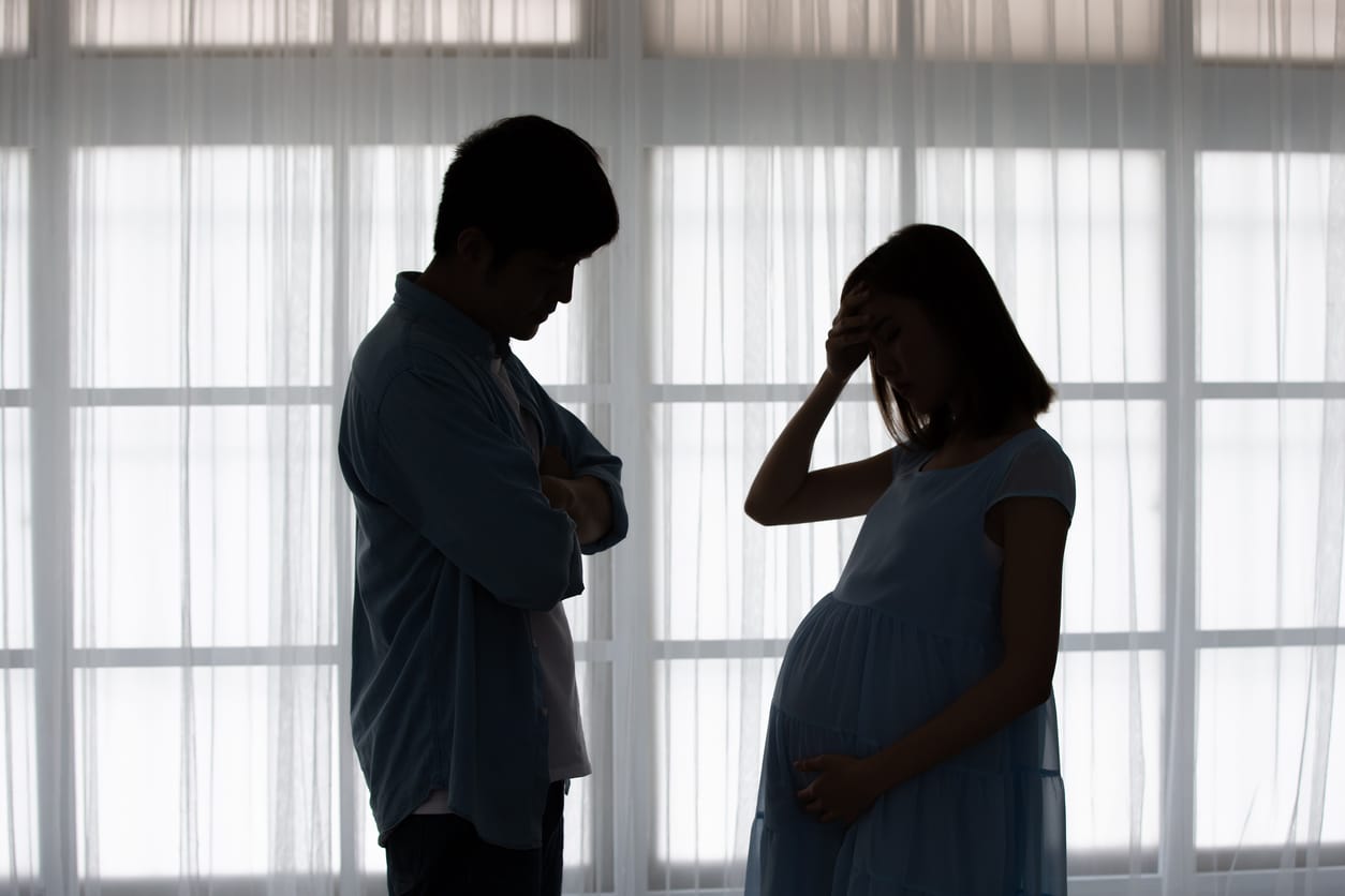 Can You Get Divorced While Pregnant in California?