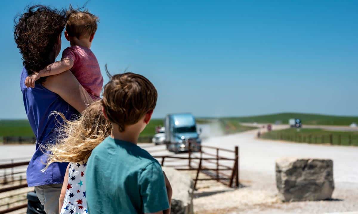 moving away during divorce